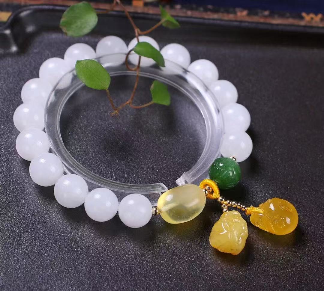 ✨ Hetian Jade Luxury Bracelet ✨ —10mm Premium Mutton-Fat Beads • Beeswax Wealth Charm